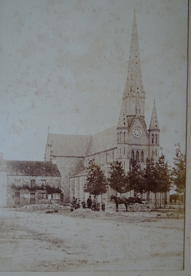 Eglise place juin 1891 A.Cath.